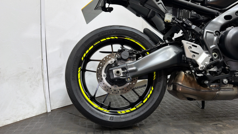 Yamaha Mt-09 (14MY)